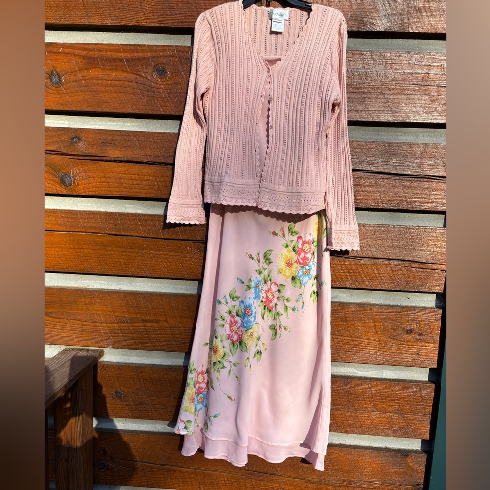 Women’s skirt/cardigan/cami set. Floral detail with beading. Color rose pink.